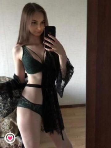 Дина Горячая Горничная фото 4